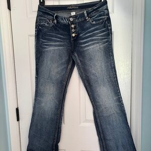 MAURICES jeans. Button front. Size 11/12. Excellent condition